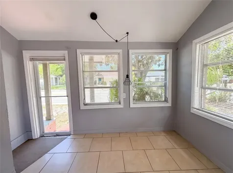 2228 N Orange Avenue Sarasota FL 34234