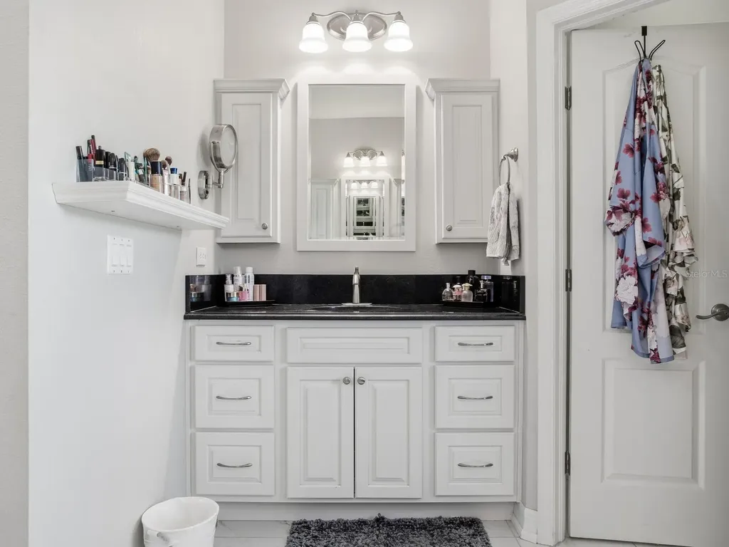 6320 Nikki Lane Tampa FL 33625