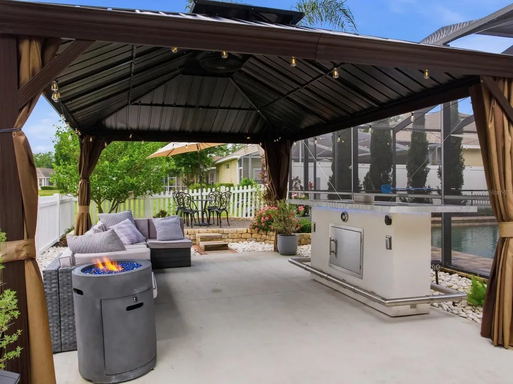 6320 Nikki Lane Tampa FL 33625