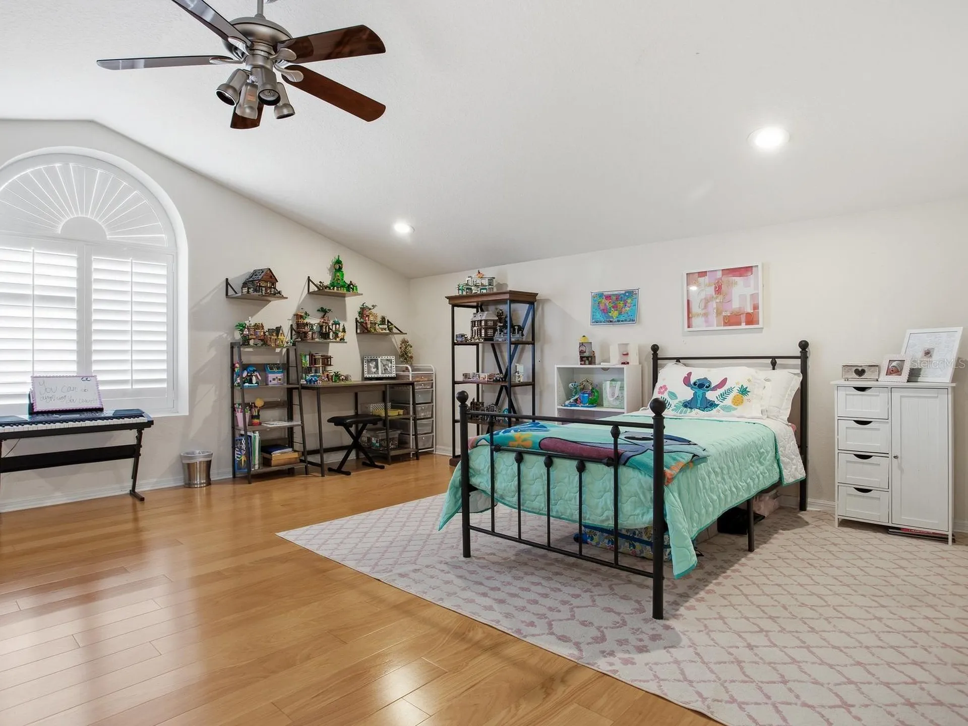 6320 Nikki Lane Tampa FL 33625