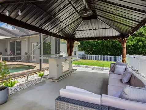 6320 Nikki Lane Tampa FL 33625
