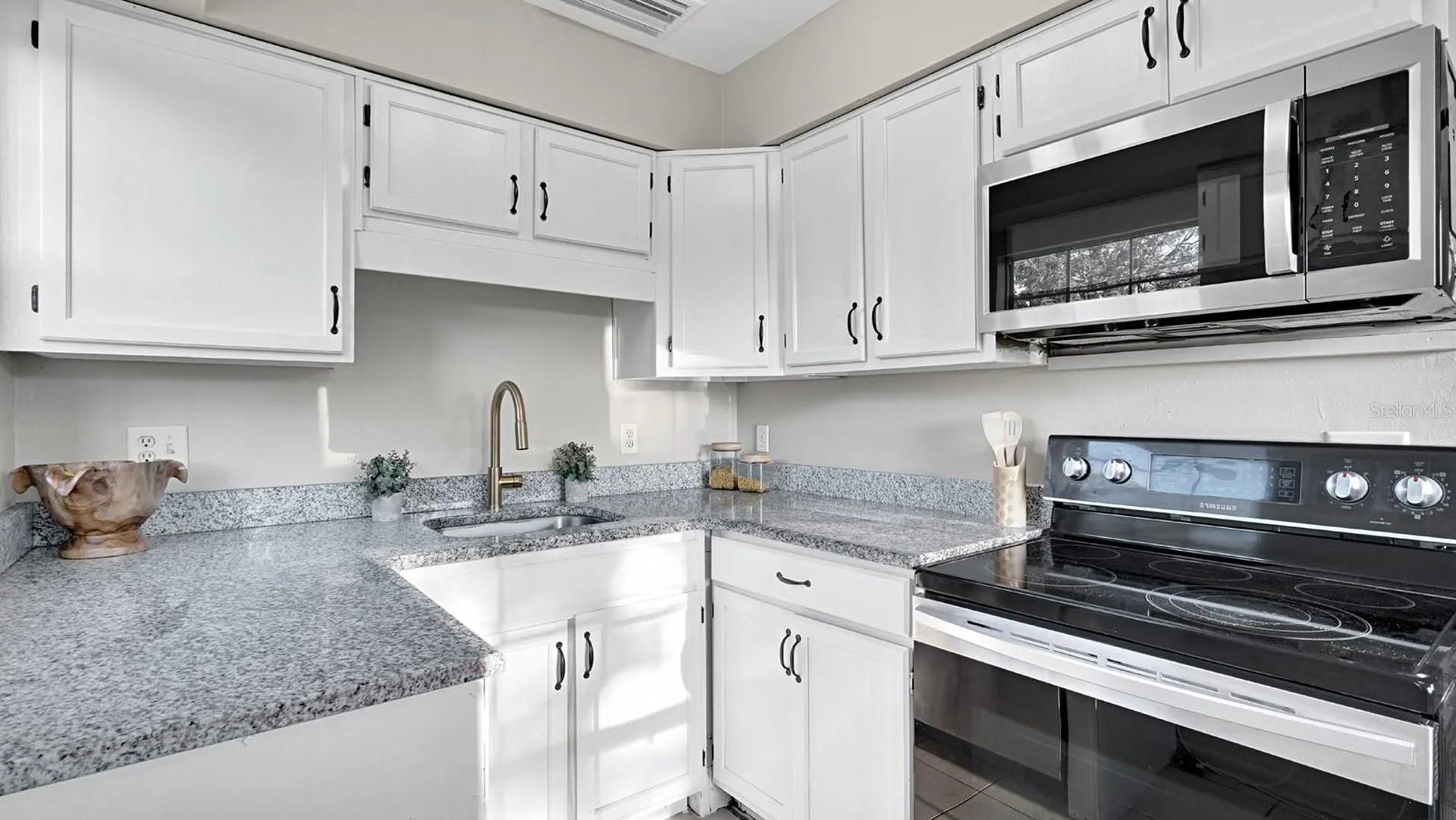 134 Jewel Drive Altamonte Springs FL 32714