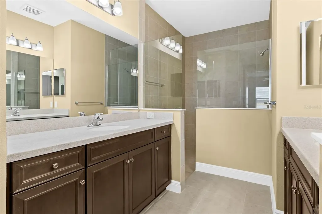 10112 Lake Wales Circle Sarasota FL 34241