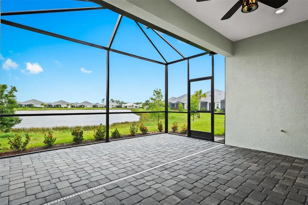10112 Lake Wales Circle Sarasota FL 34241