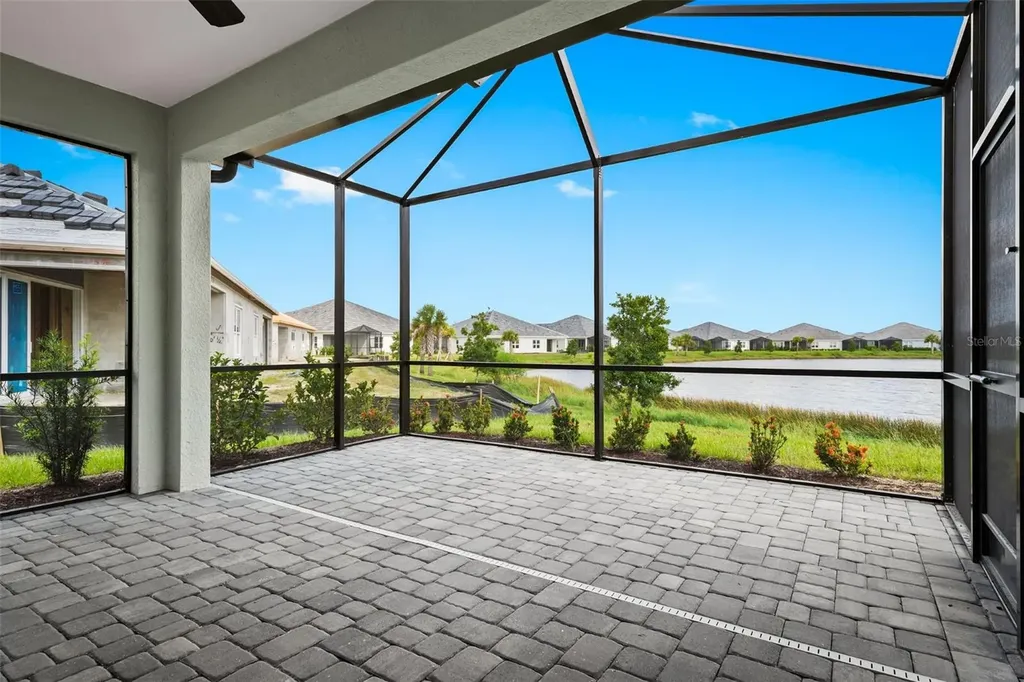 10112 Lake Wales Circle Sarasota FL 34241