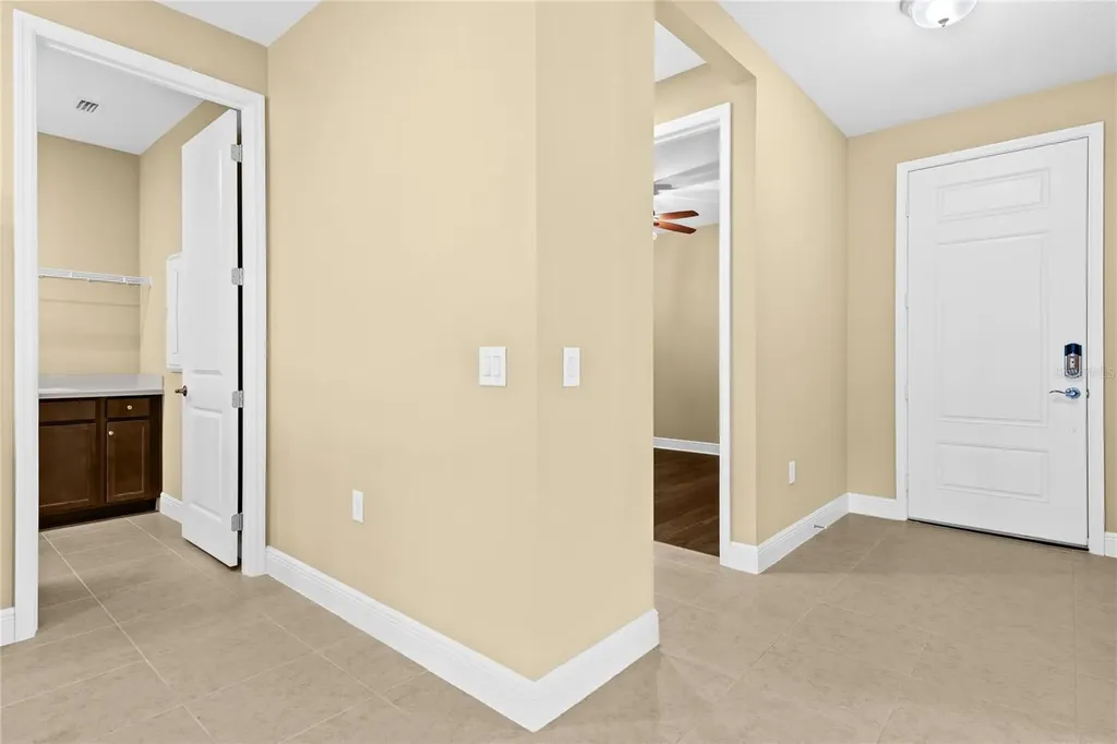 10112 Lake Wales Circle Sarasota FL 34241