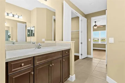 10112 Lake Wales Circle Sarasota FL 34241