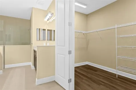 10112 Lake Wales Circle Sarasota FL 34241
