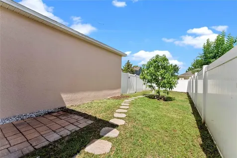 3426 Schoolhouse Road Harmony FL 34773