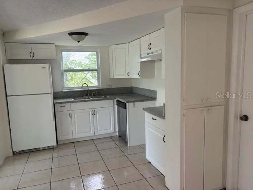 1018 Dartmouth Drive Holiday FL 34691