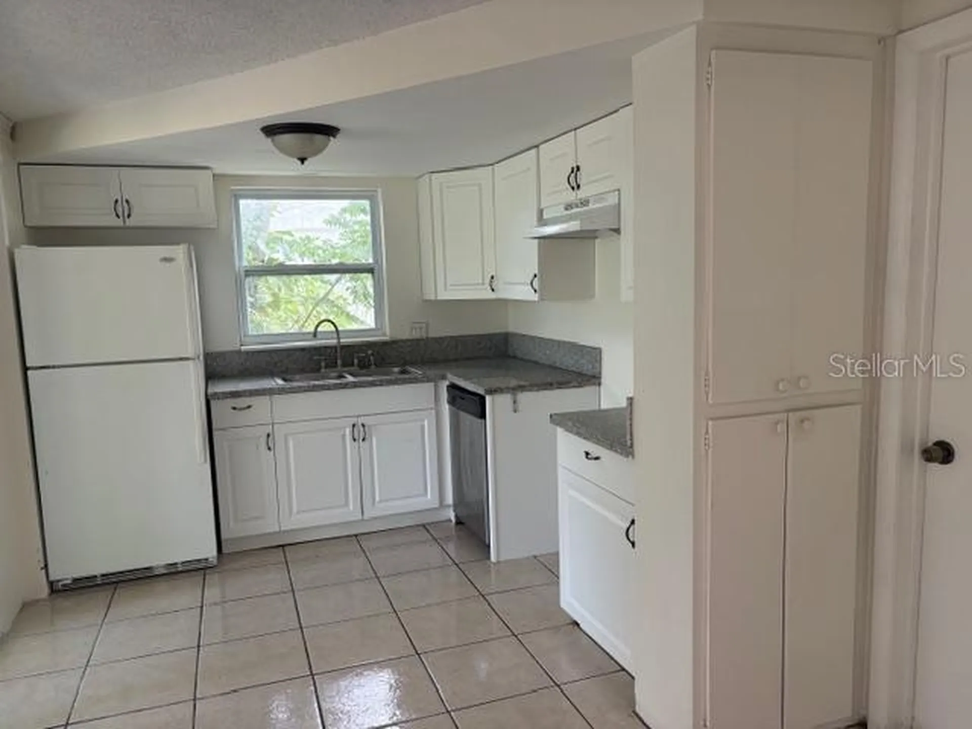 1018 Dartmouth Drive Holiday FL 34691