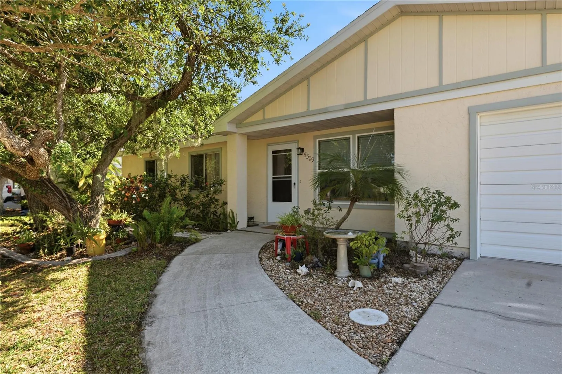 5309 Simrak Street North Port FL 34287
