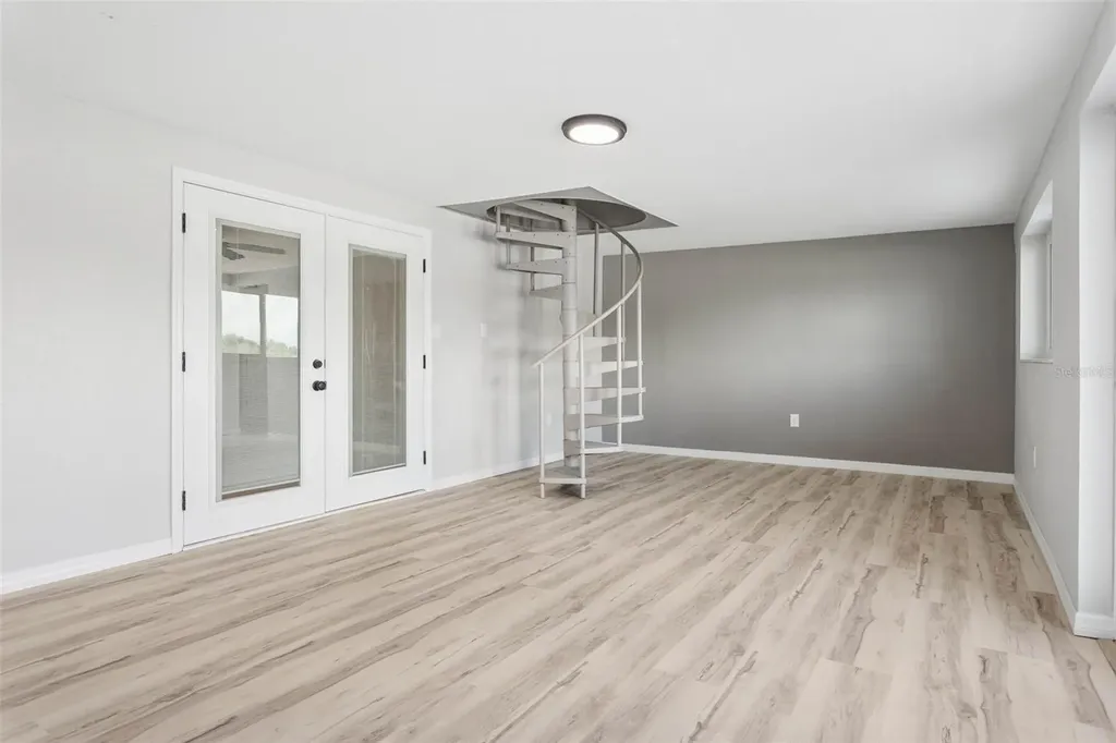 1220 Stover Court Holiday FL 34691