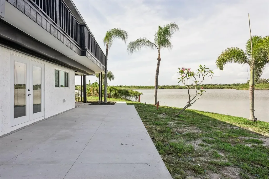 1220 Stover Court Holiday FL 34691
