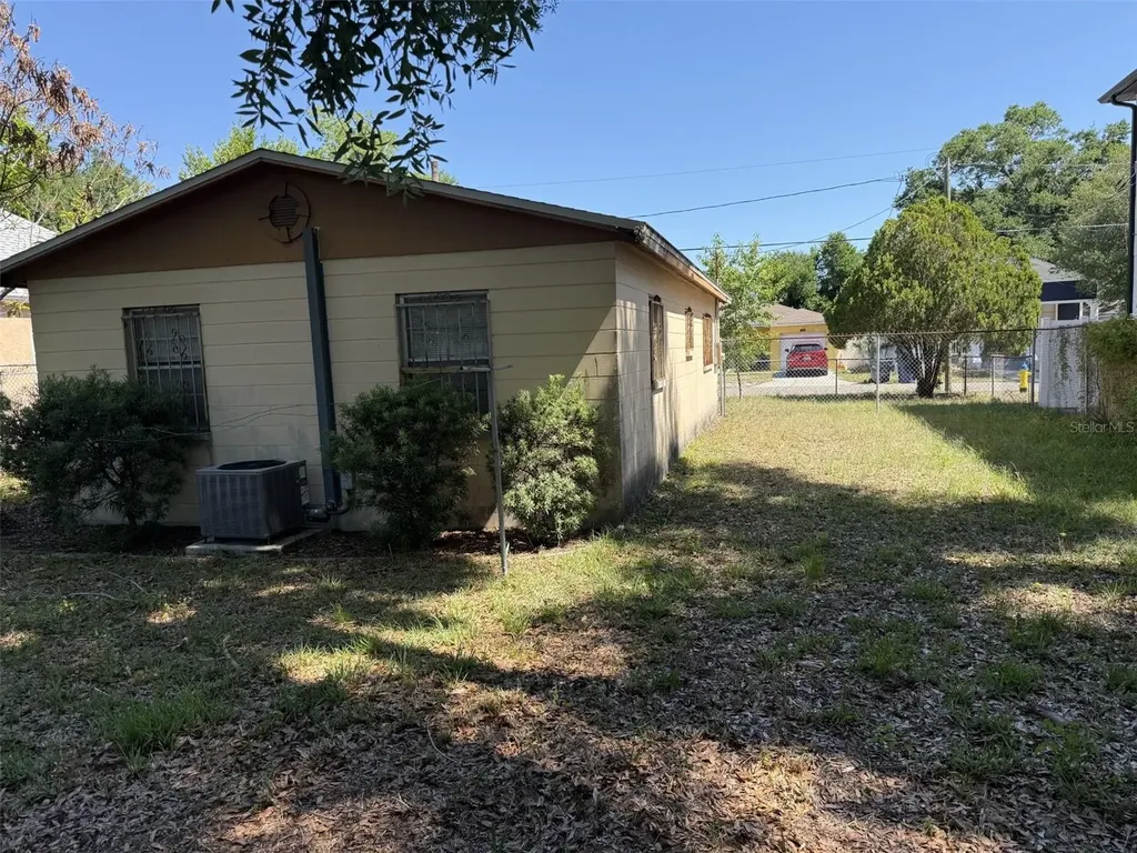 2209 E 18th Avenue Tampa FL 33605