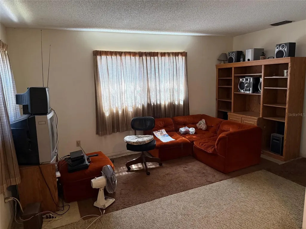 2209 E 18th Avenue Tampa FL 33605