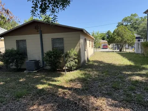 2209 E 18th Avenue Tampa FL 33605