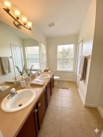 10230 Lake District Lane Orlando FL 32832