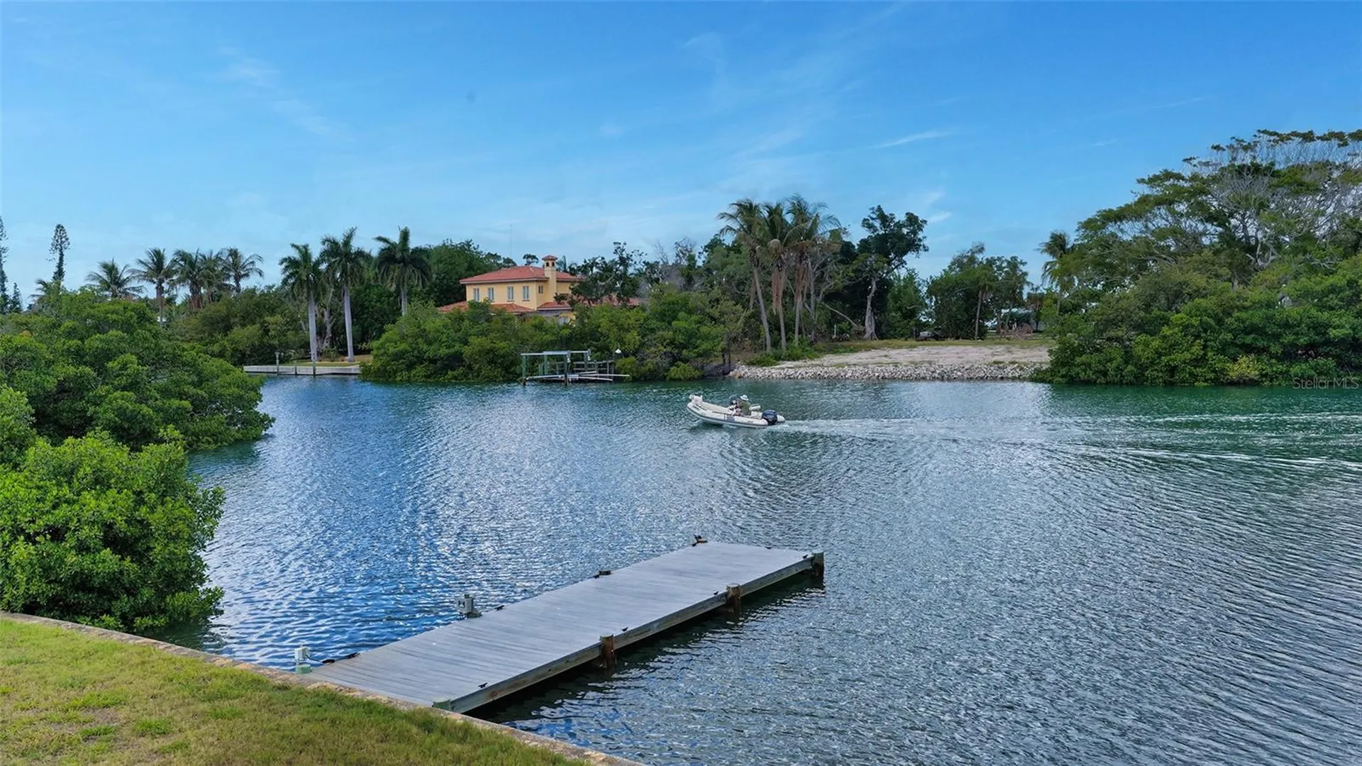 6660 & 6664 & 6670 Gulf Of Mexico Drive Longboat Key FL 34228