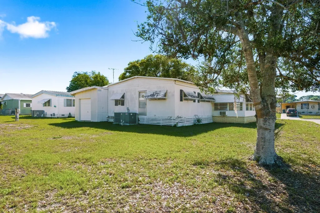 7557 Fairlane Avenue Brooksville FL 34613