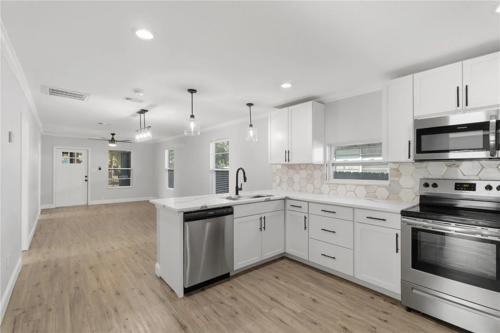 2623 E 38th Avenue Tampa FL 33610
