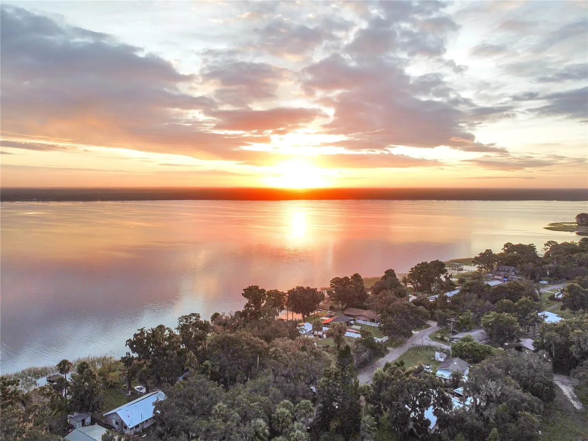 1030 W Lake Marion Road Haines City FL 33844