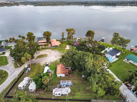 1030 W Lake Marion Road Haines City FL 33844
