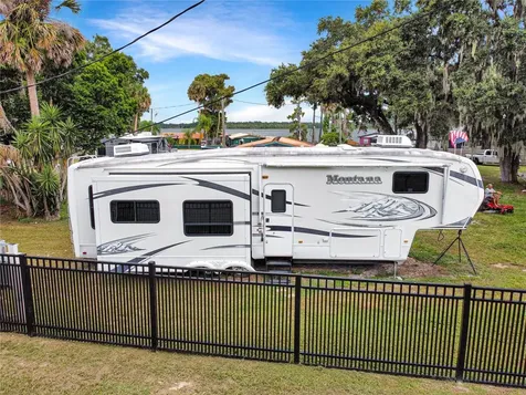 1030 W Lake Marion Road Haines City FL 33844