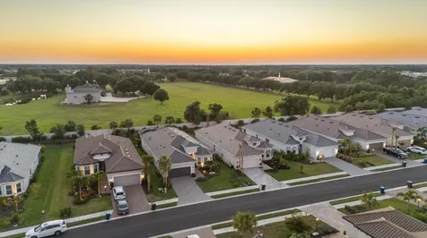 3571 Santa Caterina Boulevard Bradenton FL 34211