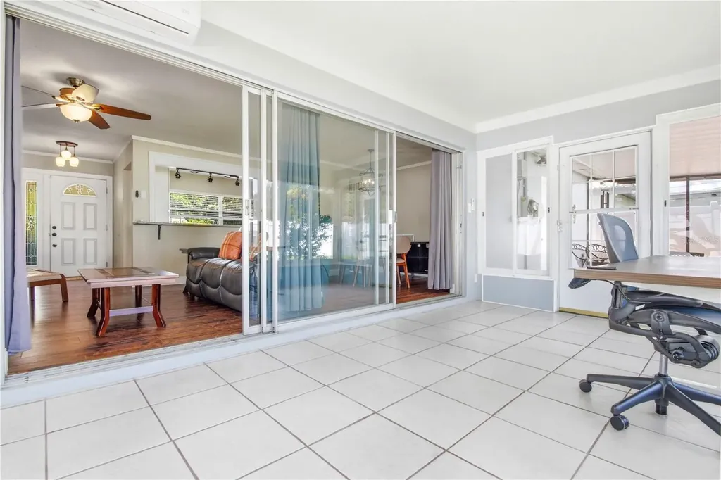 2337 Black Oak Lane Clearwater FL 33763