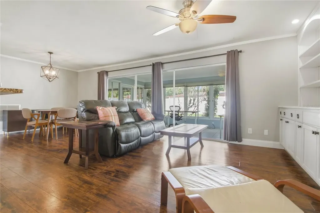 2337 Black Oak Lane Clearwater FL 33763