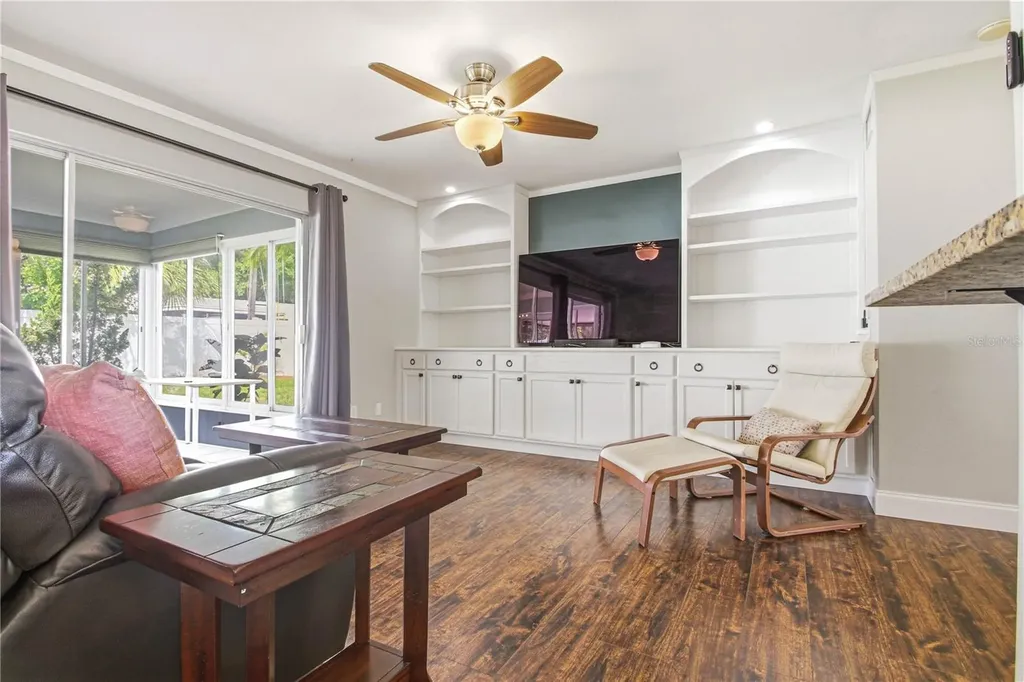 2337 Black Oak Lane Clearwater FL 33763