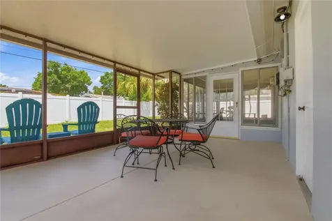 2337 Black Oak Lane Clearwater FL 33763