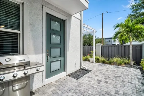 2851 1st Avenue S St Petersburg FL 33712