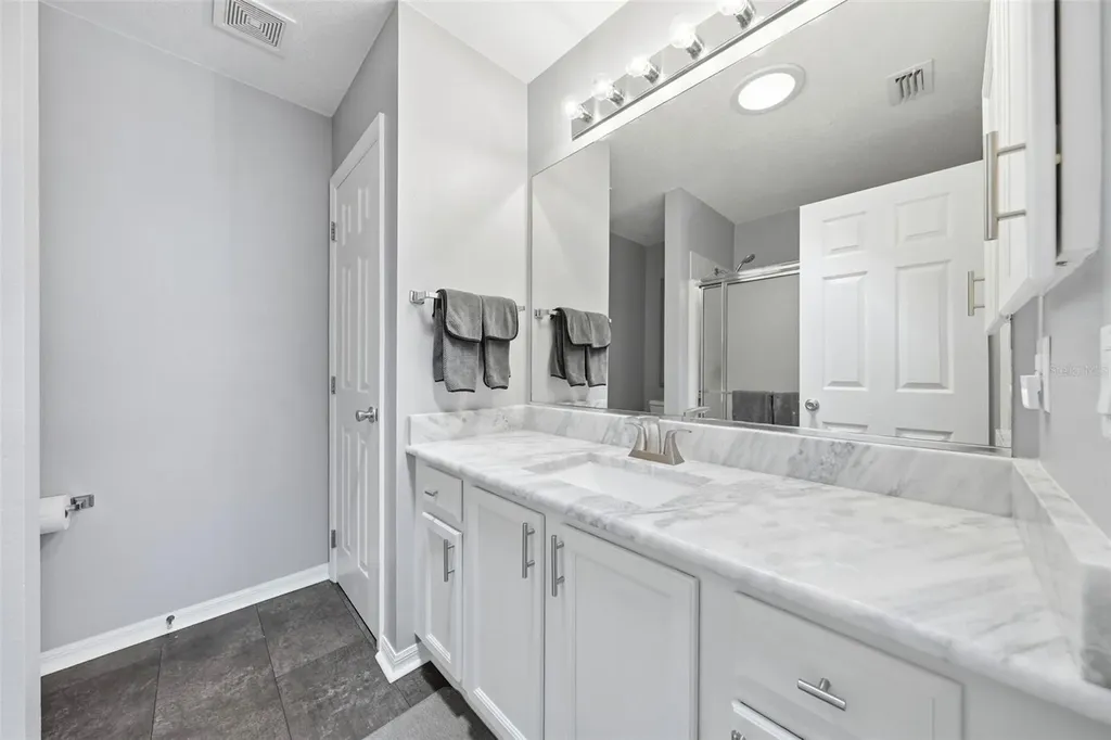 8142 SE 175th Columbia Place The Villages FL 32162