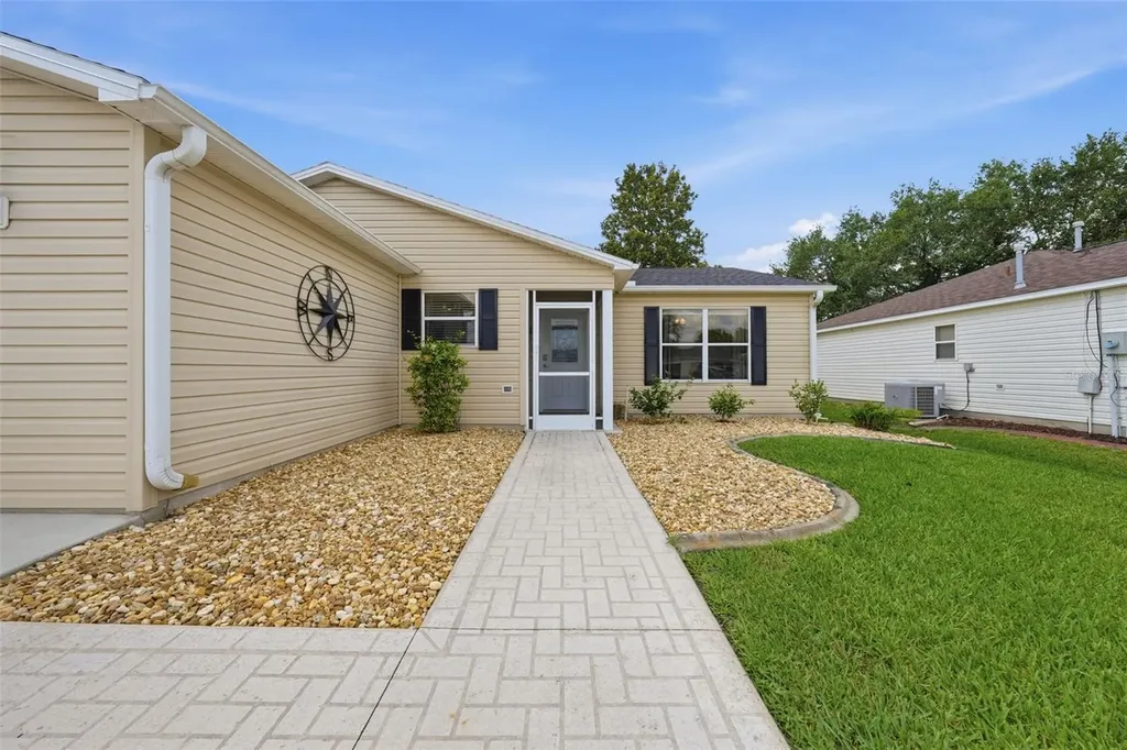8142 SE 175th Columbia Place The Villages FL 32162