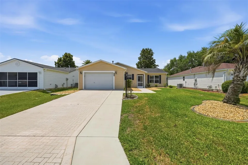 8142 SE 175th Columbia Place The Villages FL 32162