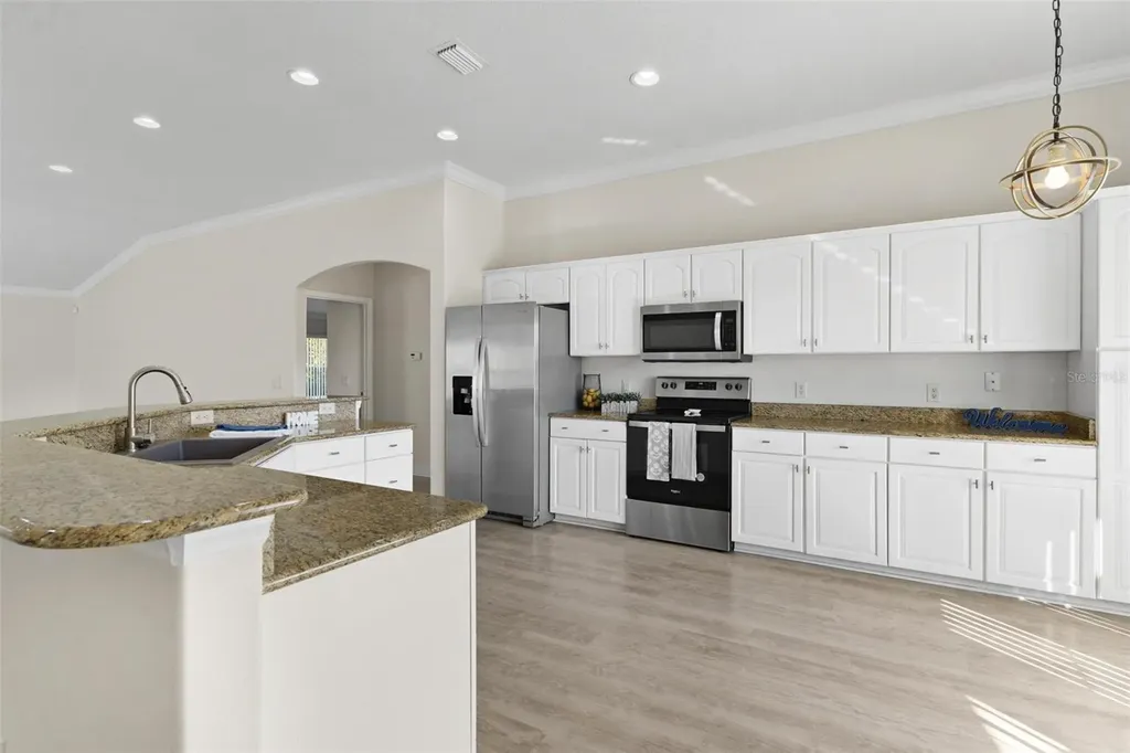 5009 Harbor Heights Lady Lake FL 32159