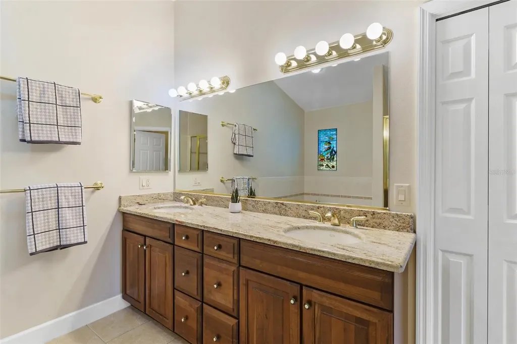 5009 Harbor Heights Lady Lake FL 32159