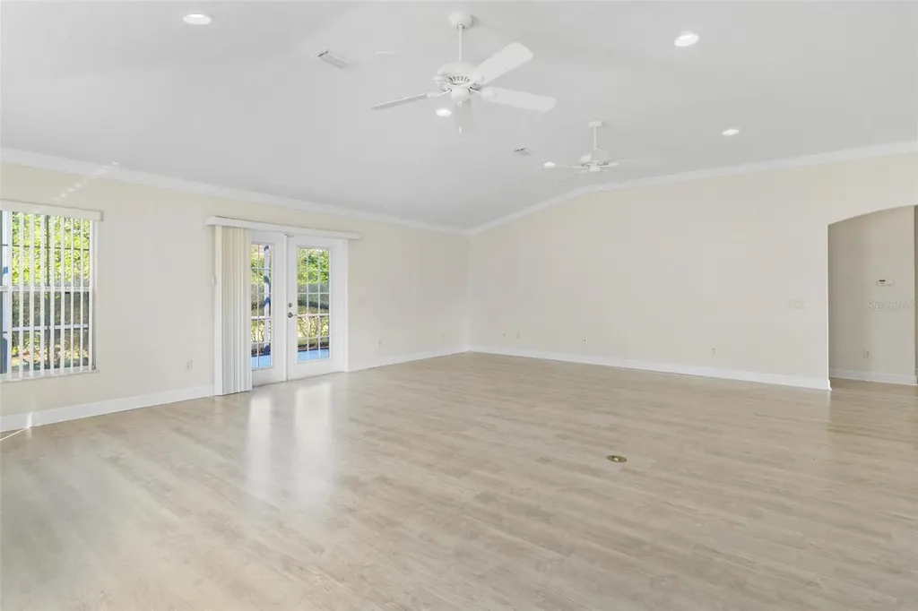 5009 Harbor Heights Lady Lake FL 32159