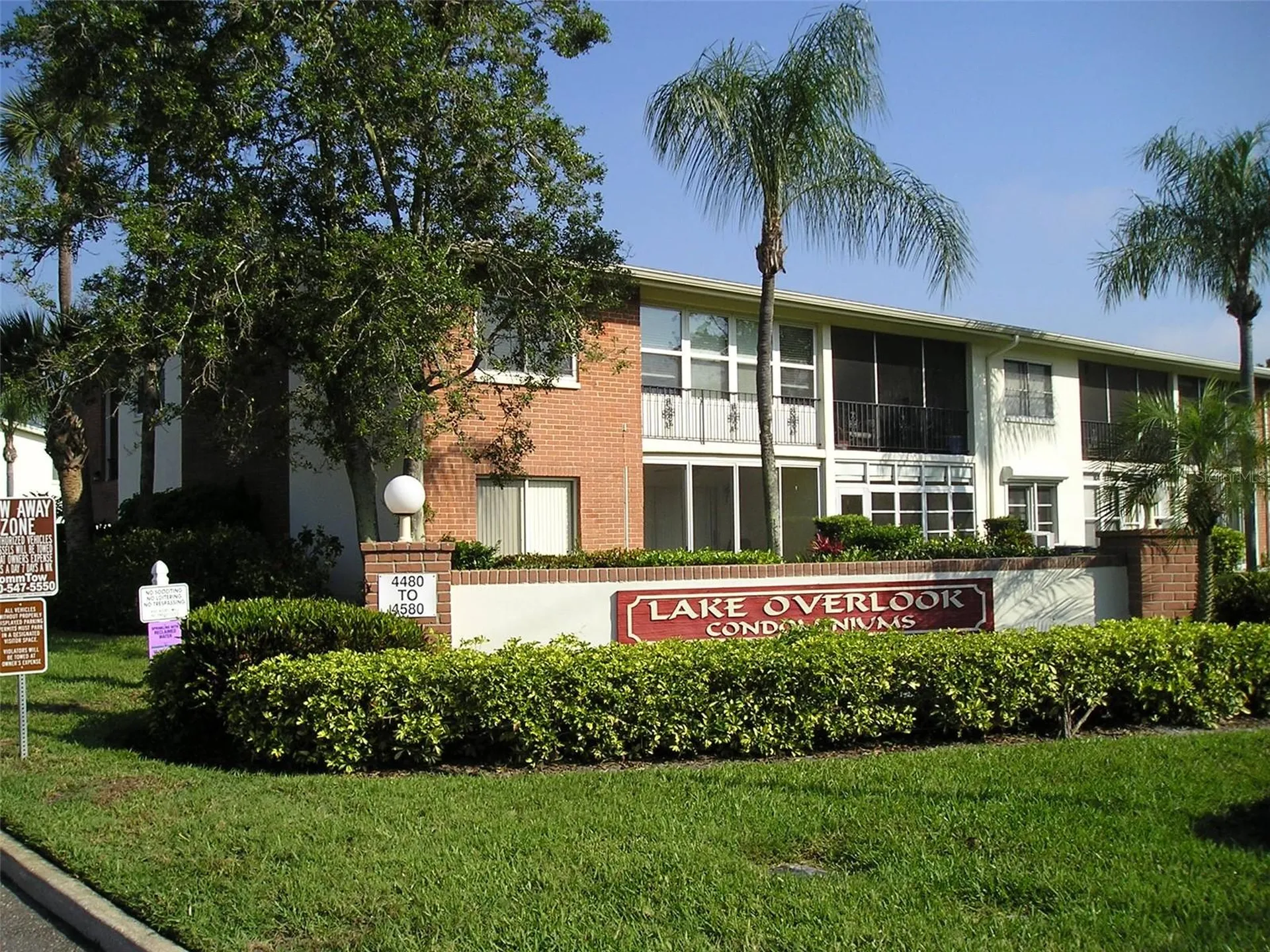 4570 Overlook Dr NE St Petersburg FL 33703