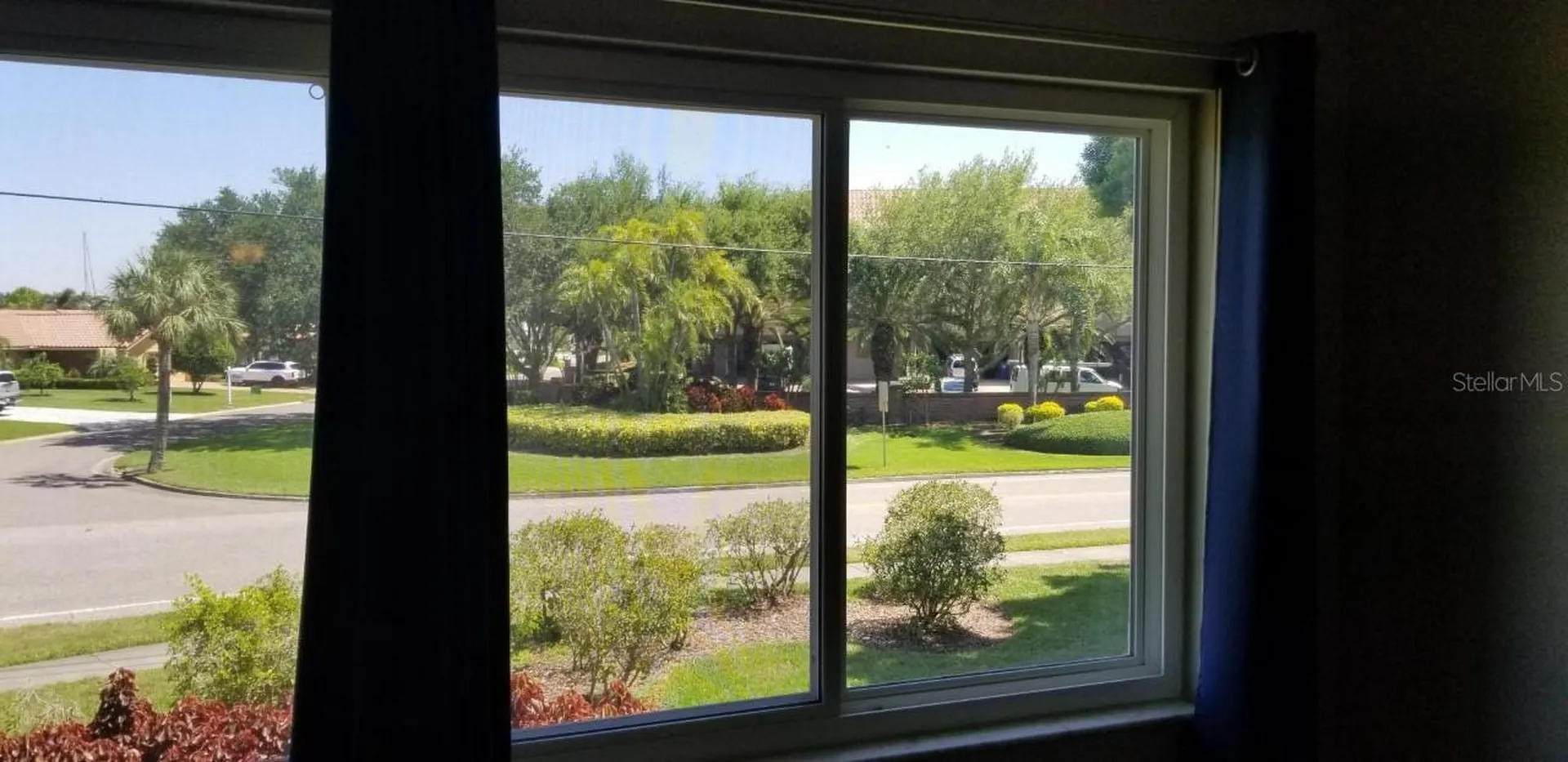 4570 Overlook Dr NE St Petersburg FL 33703