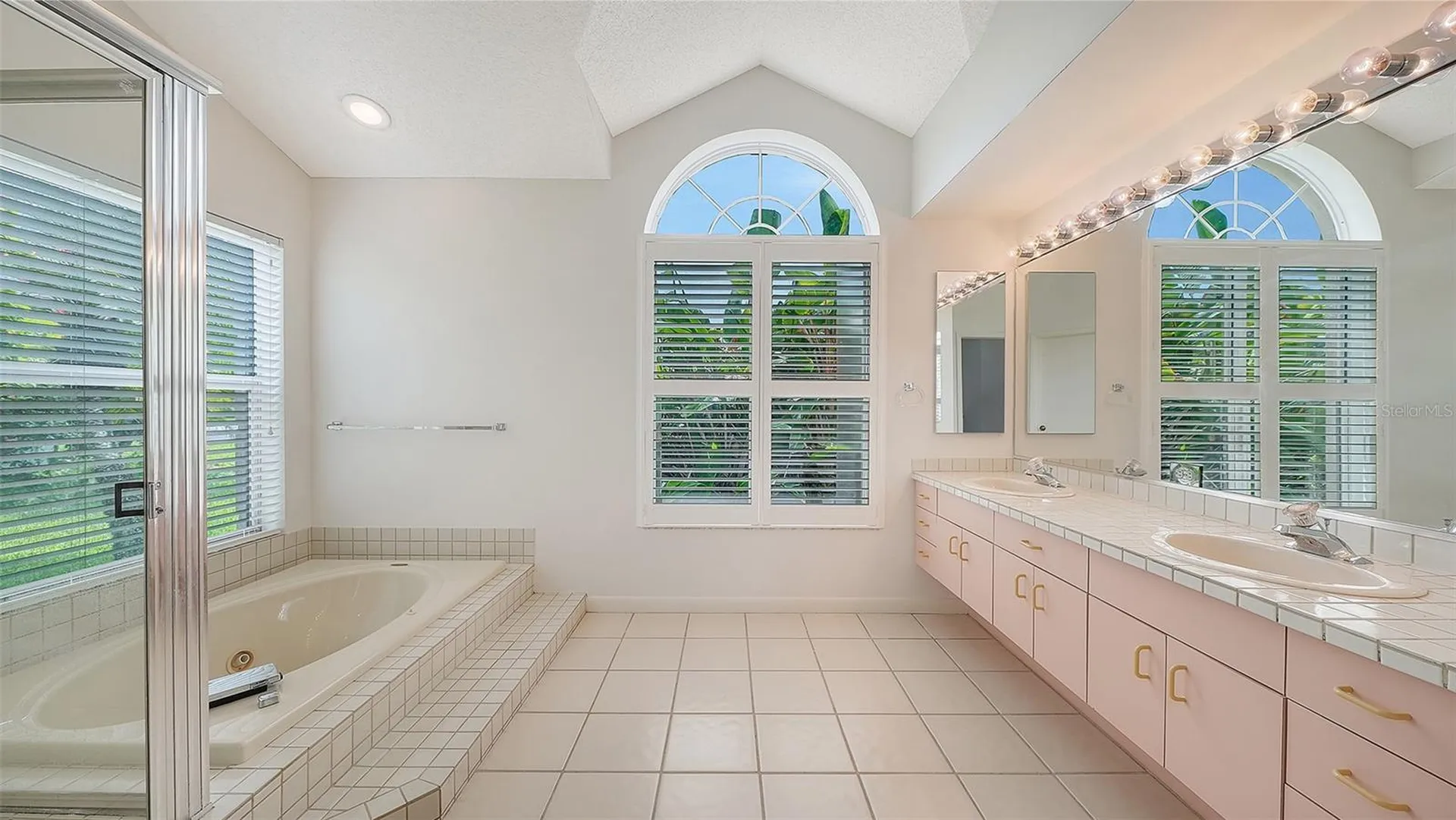 4871 Winterhaven Drive Sarasota FL 34233