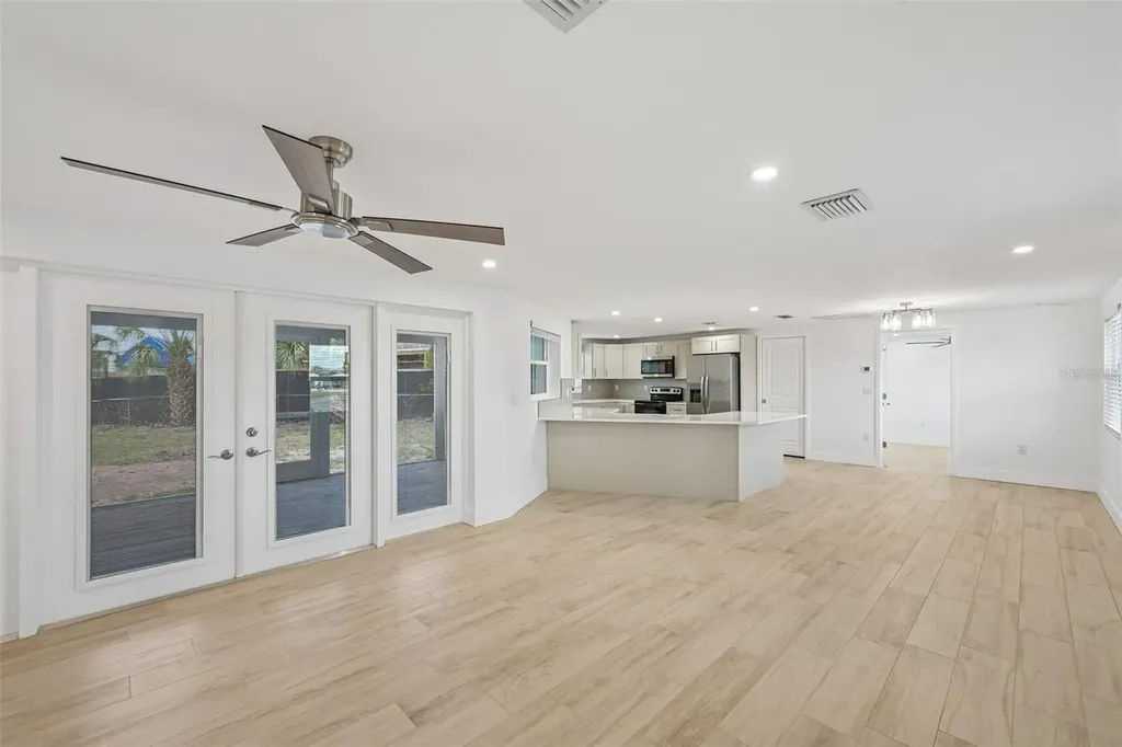 802 White Heron Boulevard Ruskin FL 33570