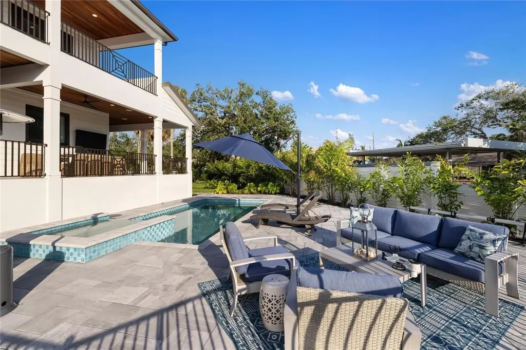 4634 Higel Avenue Sarasota FL 34242