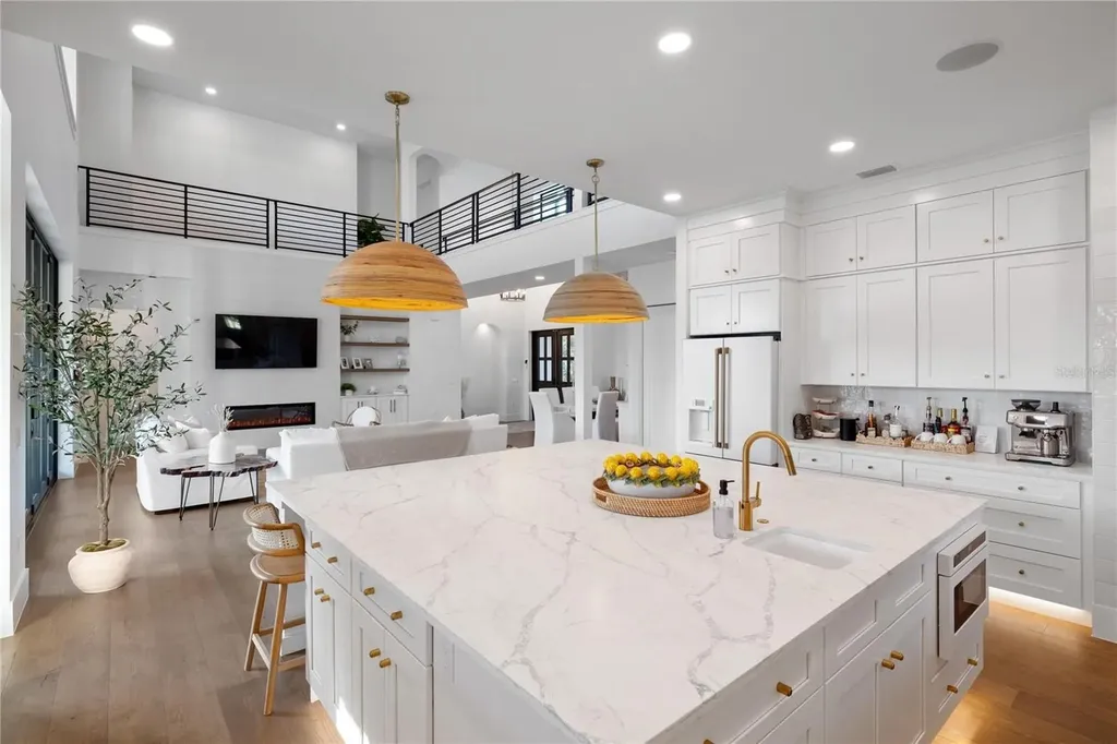 4634 Higel Avenue Sarasota FL 34242