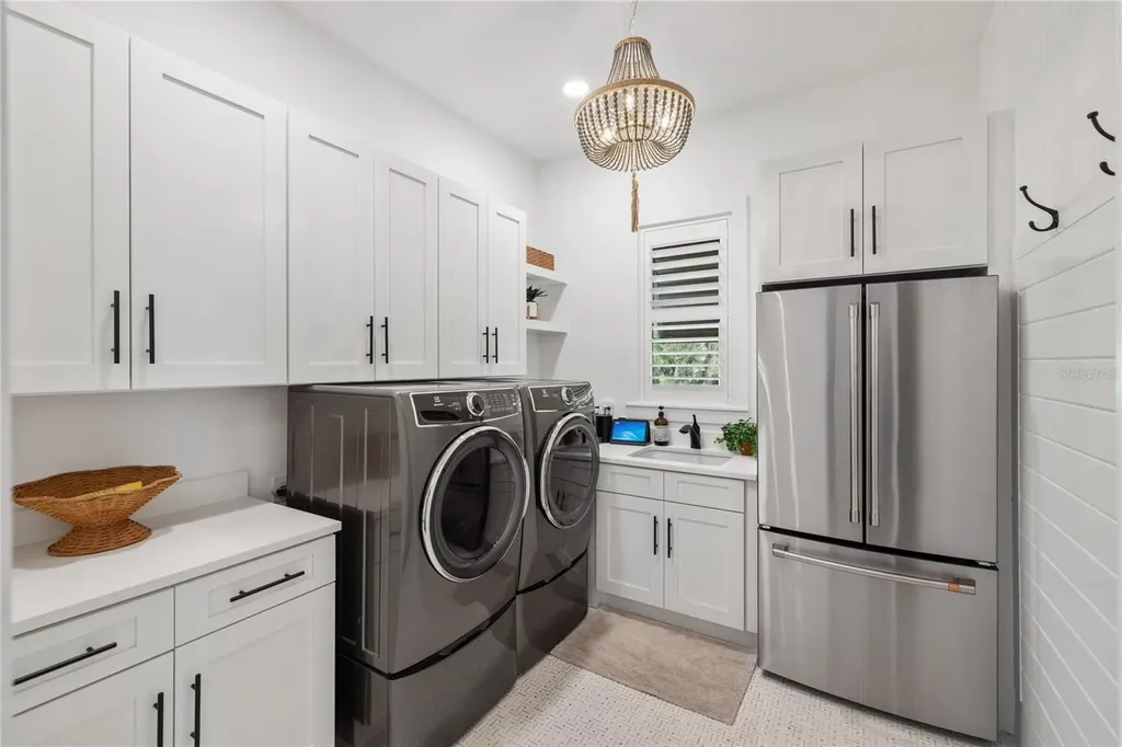 4634 Higel Avenue Sarasota FL 34242