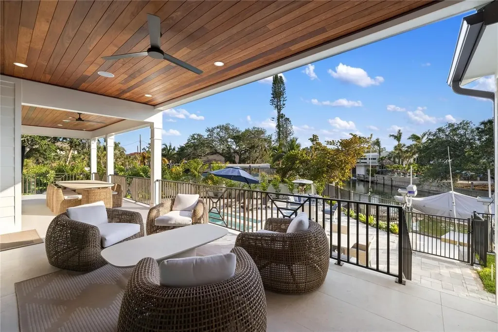 4634 Higel Avenue Sarasota FL 34242