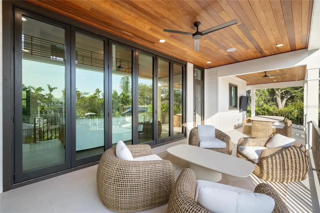 4634 Higel Avenue Sarasota FL 34242