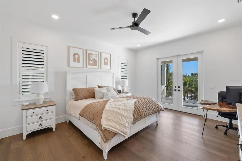 4634 Higel Avenue Sarasota FL 34242